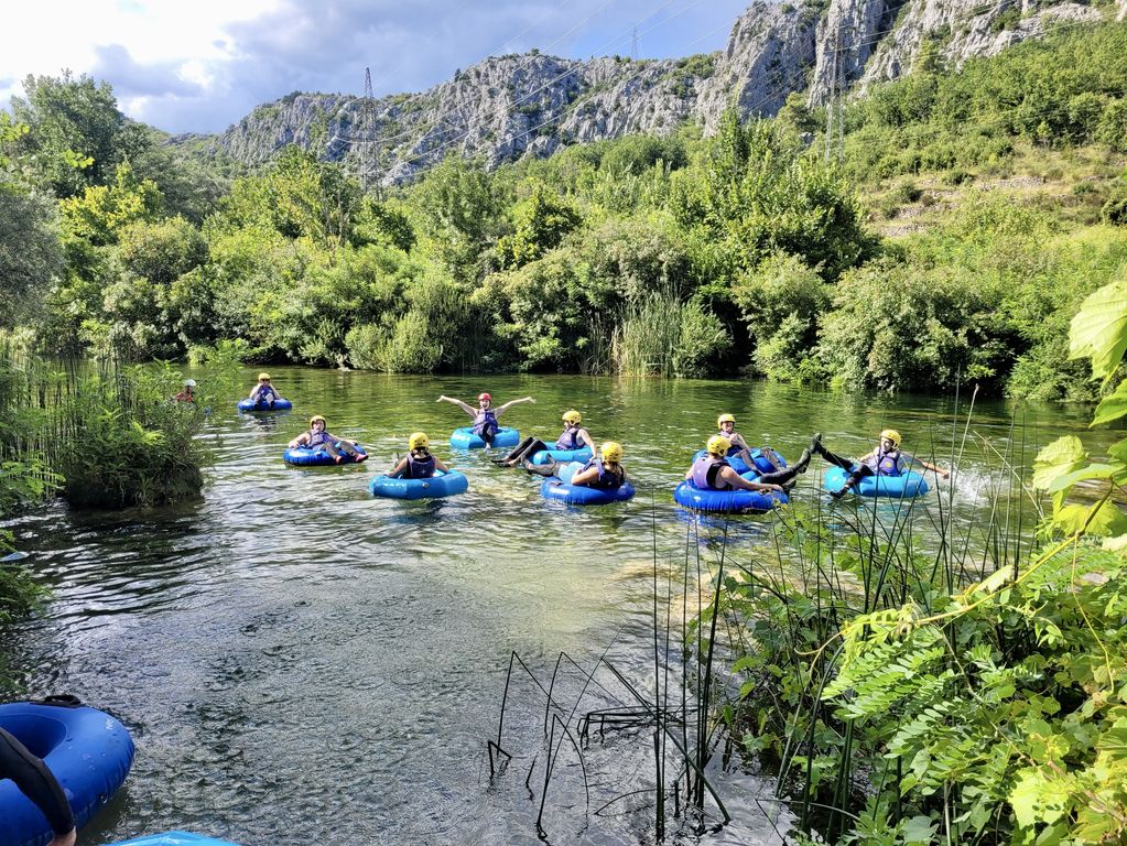 Rivertubing Kroatië Actief Hostel 9